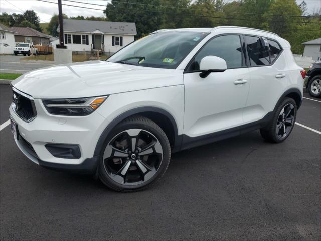 2022 volvo xc40 t5 momentum