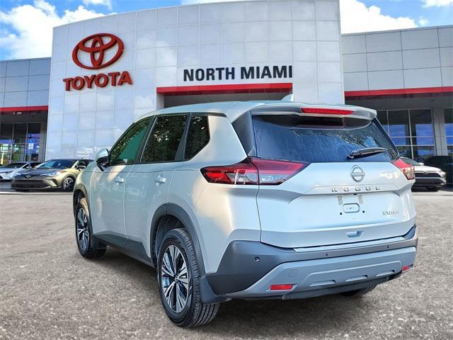 2022 nissan rogue sv