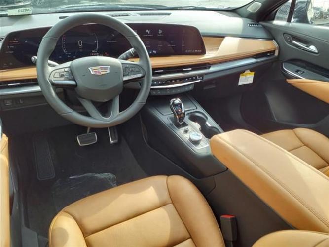 new 2024 cadillac xt4 awd sport