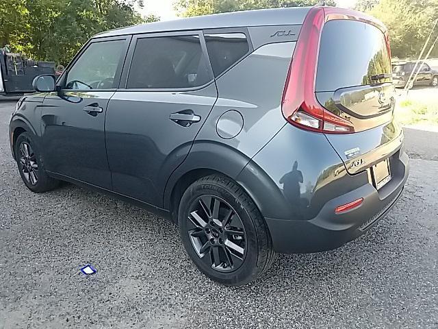 2021 kia soul ex