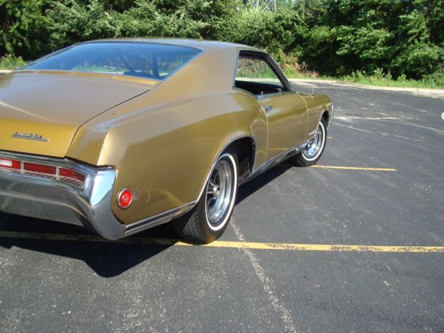 1969 buick riviera gs bucket seat console shift . front aluminum drum brakes
