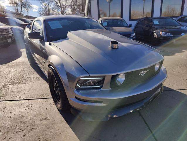 2008 ford mustang gt deluxe