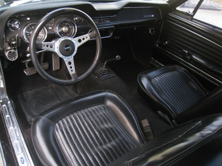 1968 ford coupe mustang 302 air conditioning & power steering