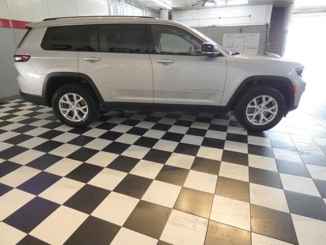 2022 jeep grand cherokee l limited