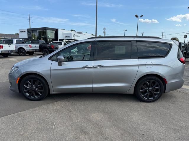 2019 chrysler pacifica limited