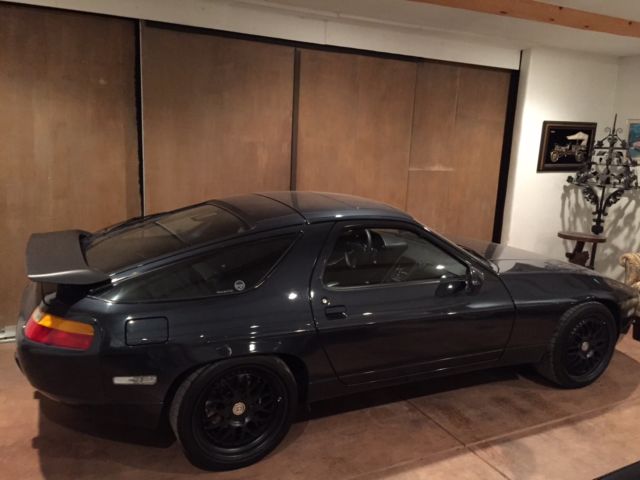 1988 porsche 928 s4 5 (five) speed manual shift, low miles mercedes corvette bmw