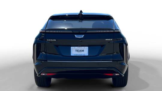 new 2024 cadillac lyriq luxury with 1se
