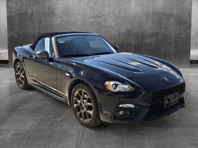 2017 fiat 124 spider base