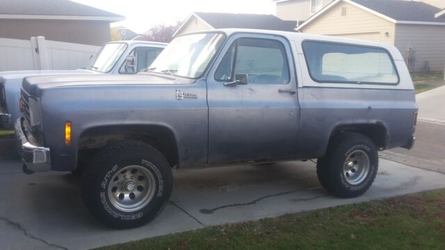 1976 chevy k5 blazer 4x4, manual, 205 transfer case, straight body/frame, drives