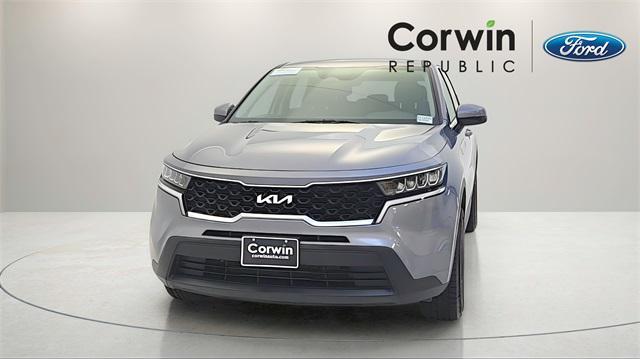 2022 kia sorento lx