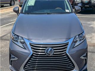 2018 Lexus ES base