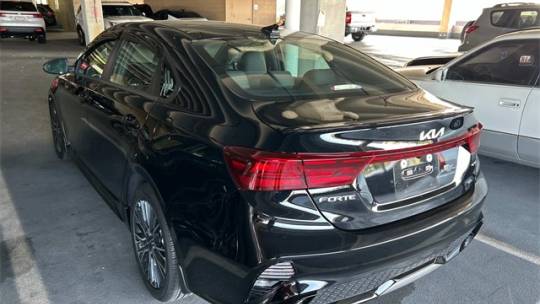 2023 kia forte gt-line