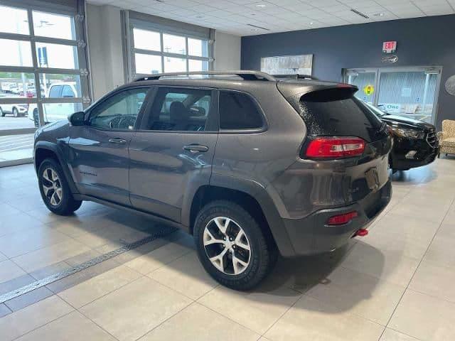 2018 jeep cherokee trailhawk in milwaukee, wisconsin