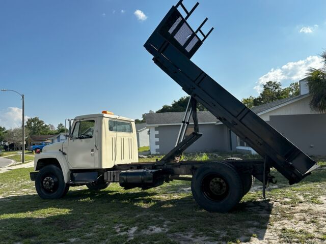1989 international s1954 dump truck