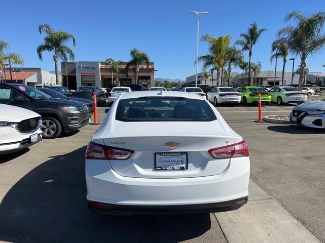 2022 chevrolet malibu lt