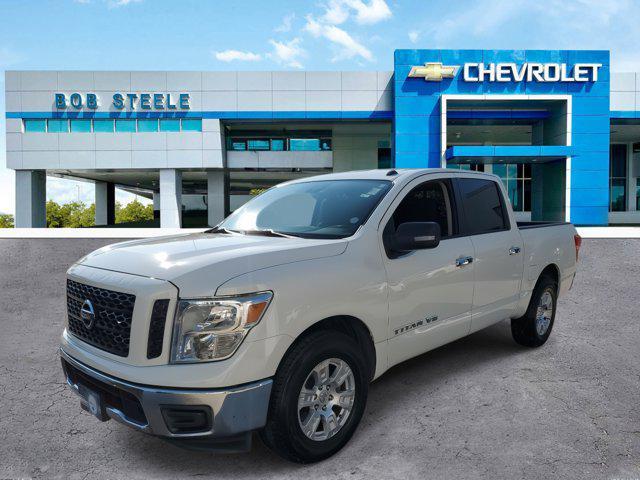 2019 nissan titan sv