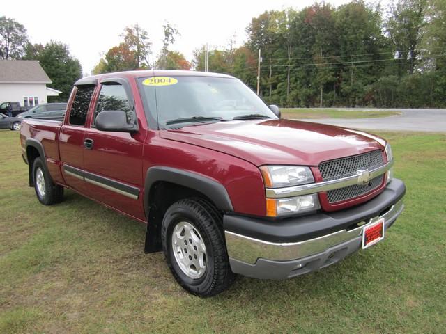 chevrolet silverado 1500 4 dr ls 4wd extended cab sb 2004 for sale in fonda, vermont