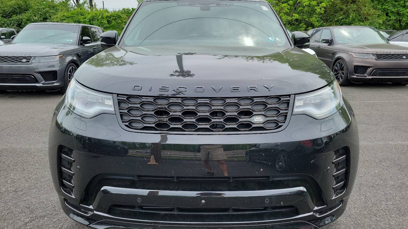 2024 land rover discovery p300 dynamic se