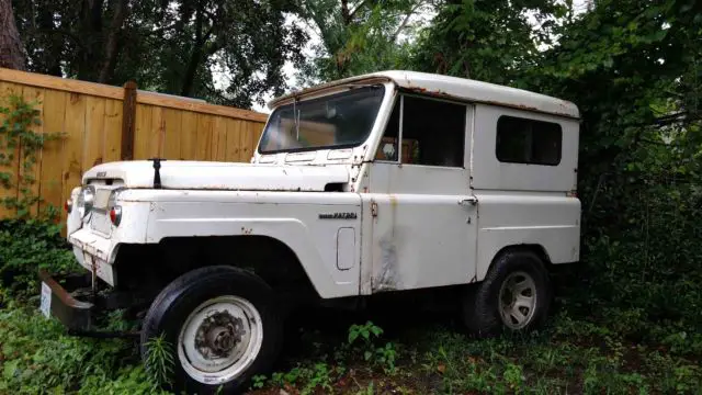 1966 nissan patrol vintage 4wd, runs and drives, califorina truck rare