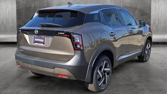 2025 Nissan Kicks