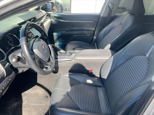 2018 toyota camry se