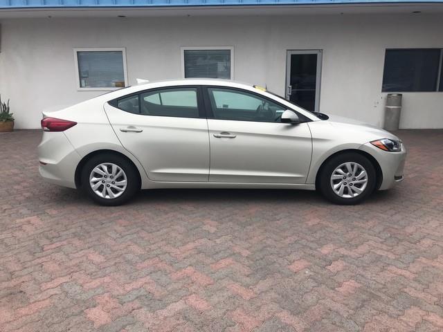 2017 hyundai elantra se se 4dr sedan 6m (us for sale in kailua kona, hawaii