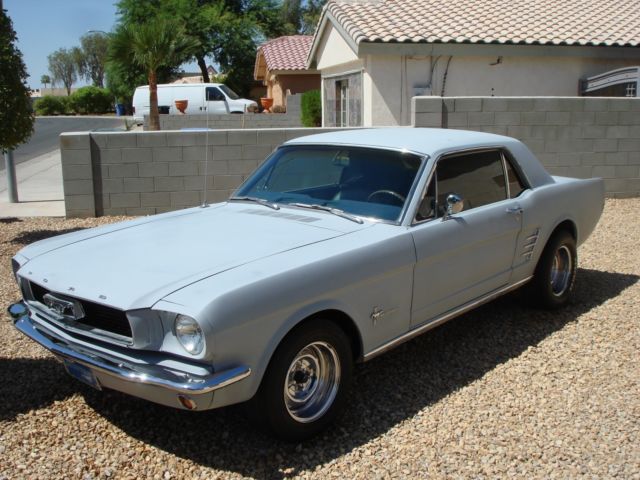 christmas special 1966 ford mustang coupe w/ac runs great
