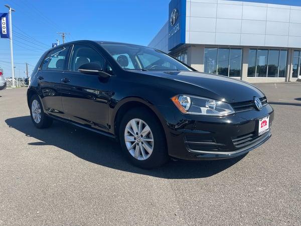 2016 volkswagen golf in beloit, wisconsin
