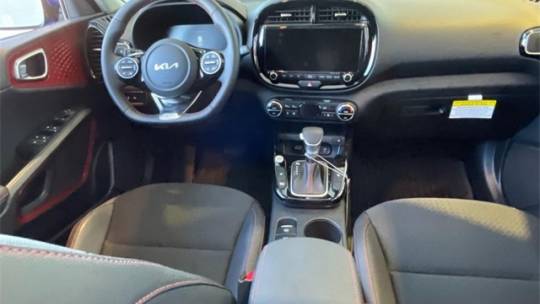 2024 kia soul gt-line