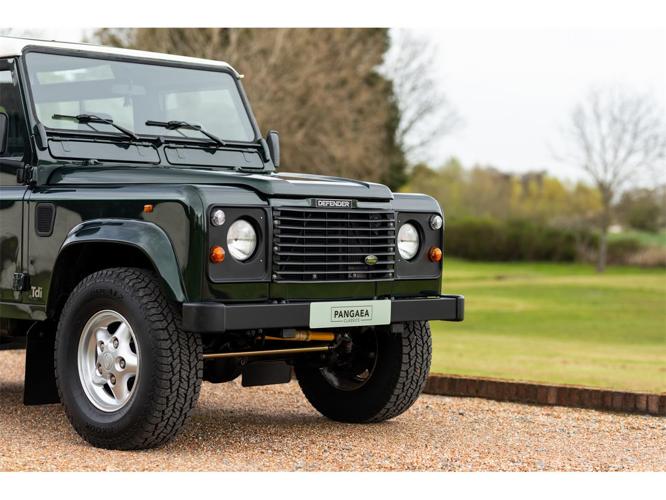 1998 land rover defender in easton, pennsylvania
