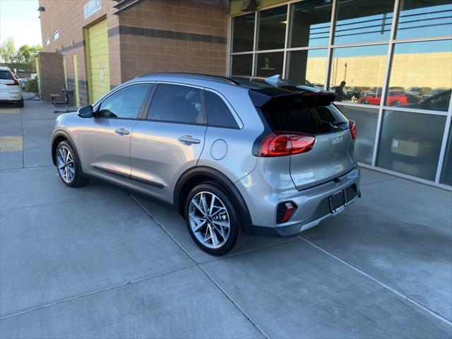 2022 kia niro touring se