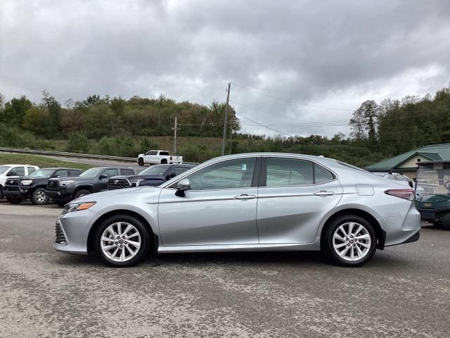 2023 toyota camry le