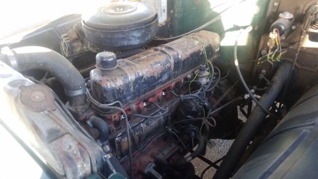 international harvester pickup b-100 short wide bed
