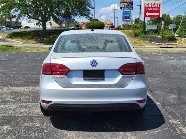 2013 volkswagen jetta hybrid sel