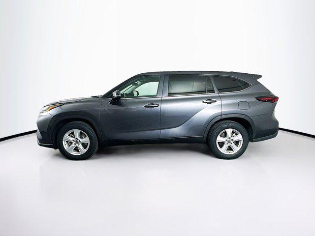 2024 toyota highlander le