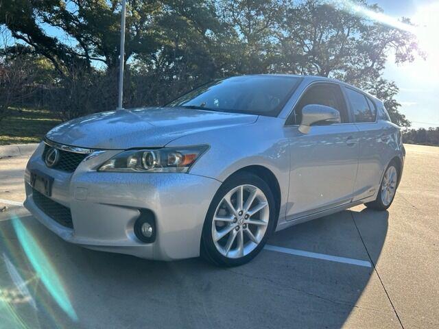 2011 lexus ct 200h base