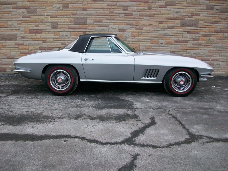chevrolet corvette convertible