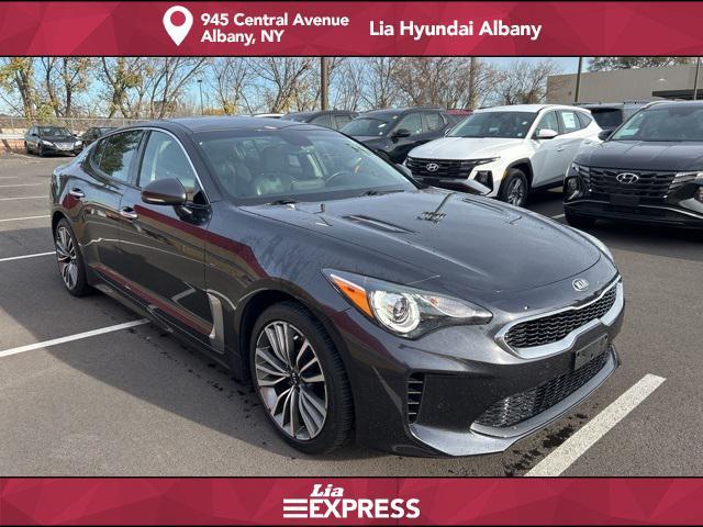 2019 kia stinger base