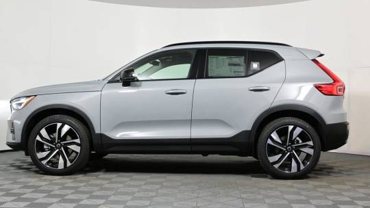 2024 Volvo XC40
