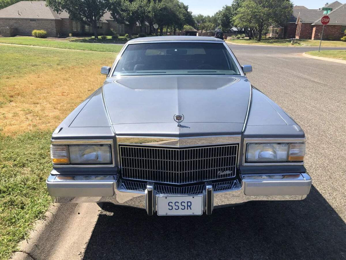1990 cadillac brougham, 54k miles, gray, clean title & carfax, 2nd owner, exc