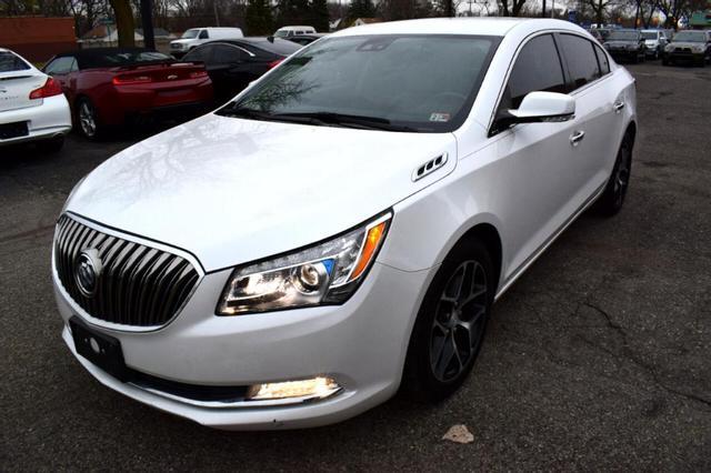 2016 buick lacrosse in taylor, michigan