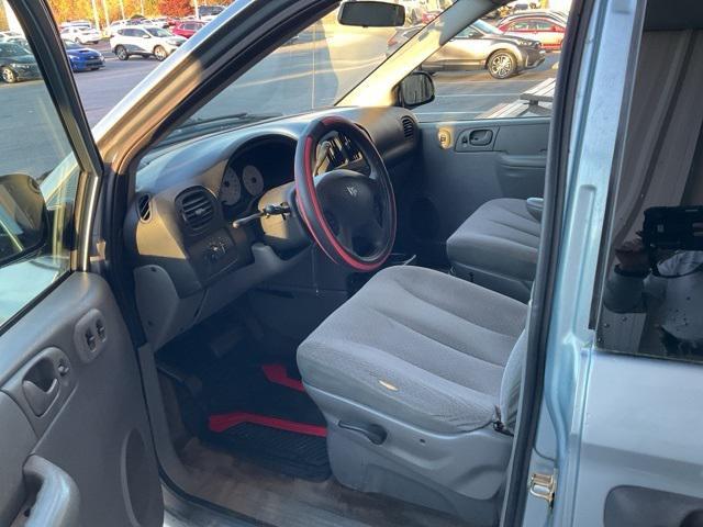 2006 dodge caravan se