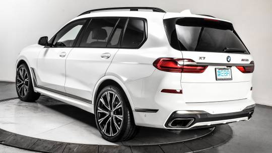 2022 BMW X7