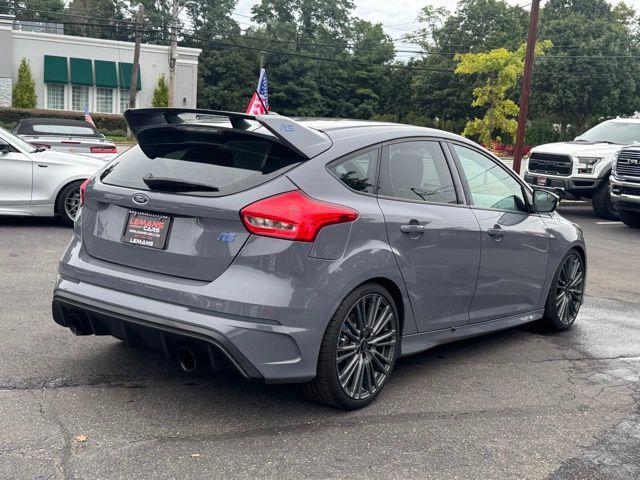 2017 ford focus rs base