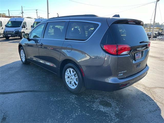 2020 chrysler voyager lxi