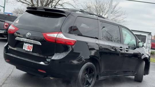 2019 Toyota Sienna