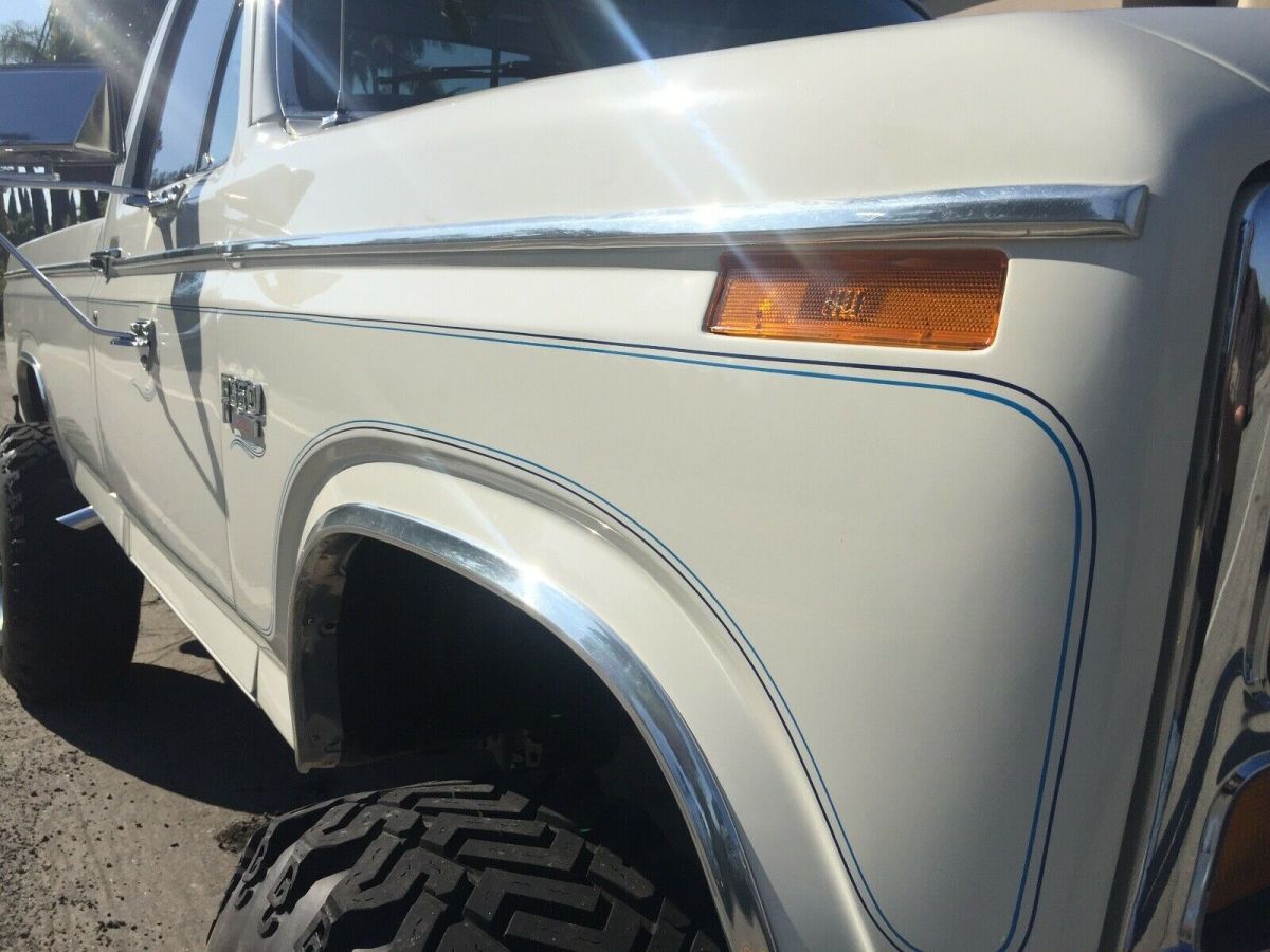 1982 ford f-350 pickup white 4wd automatic xlt