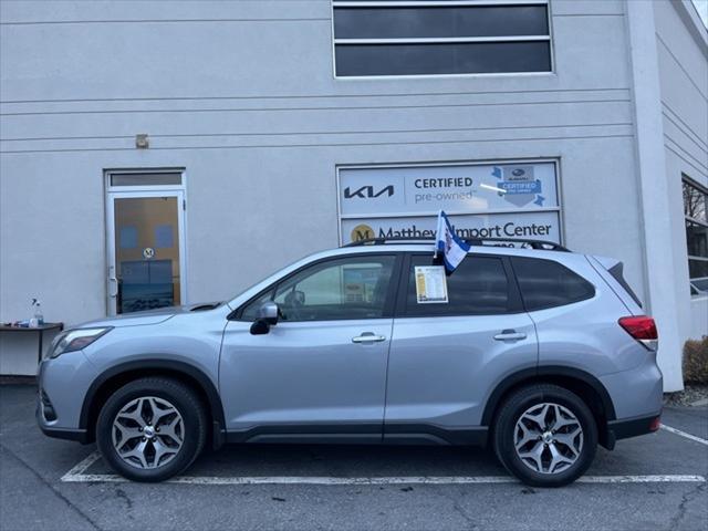 2023 subaru forester premium