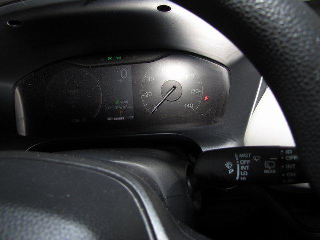 2023 honda hr-v lx