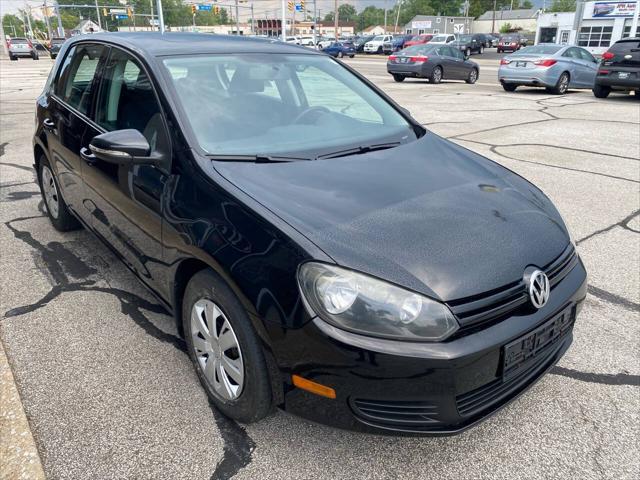 2010 volkswagen golf 4-door